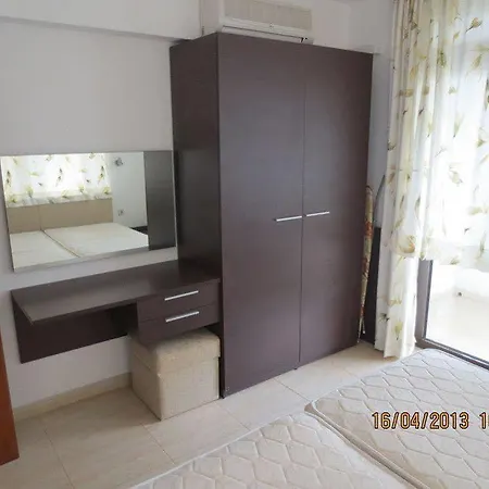 Etara Apartment